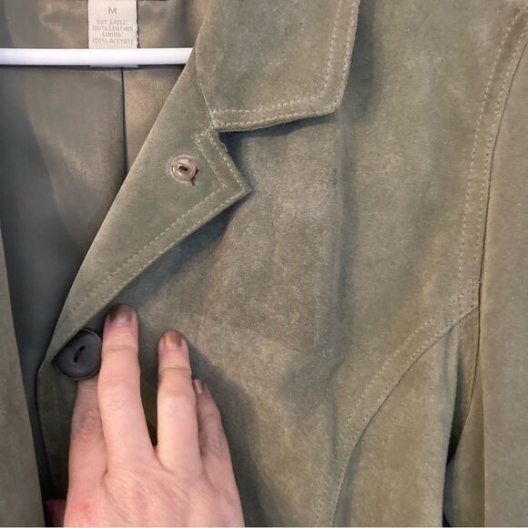J. Jill Women’s 100% leather moss green coat/jacket. GUC! Size medium! - Picture 3 of 8